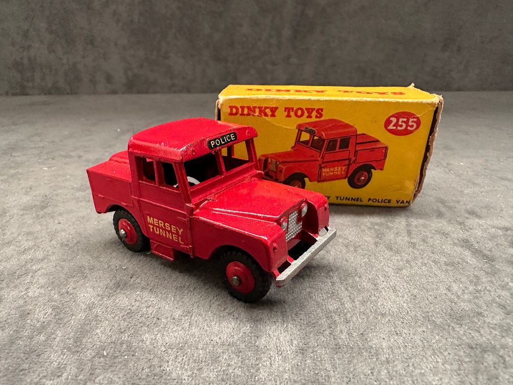 Lot 179: Dinky 255 LAND ROVER MERSEY POLICE