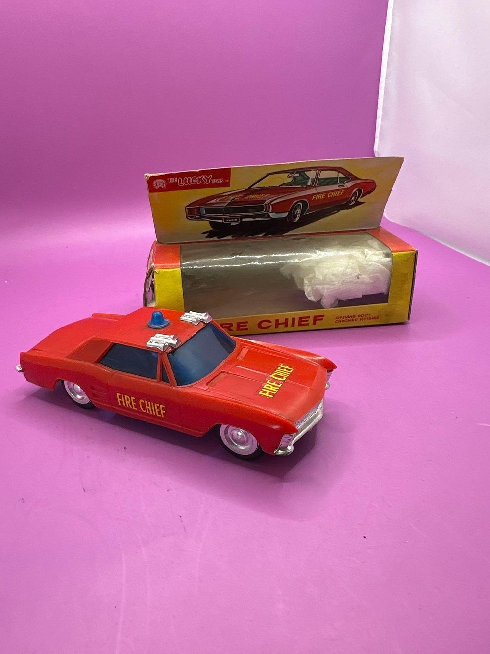 Lot 324: Lucky Toys, Fire Cheif No178F