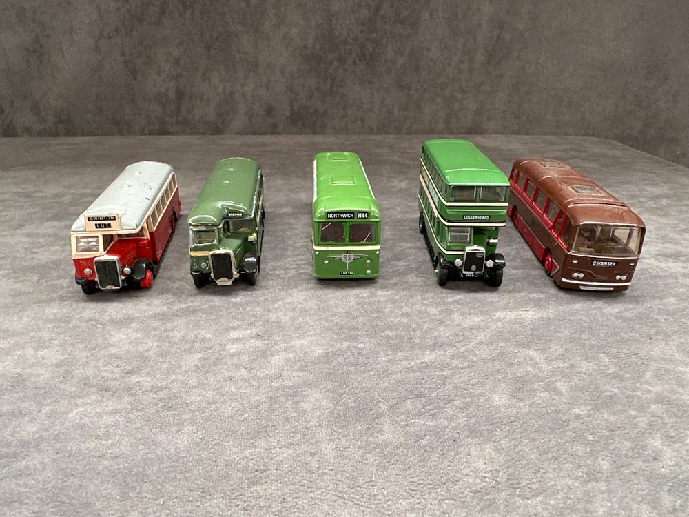Lot 357: 5 x EFE Coaches (No Reserve)