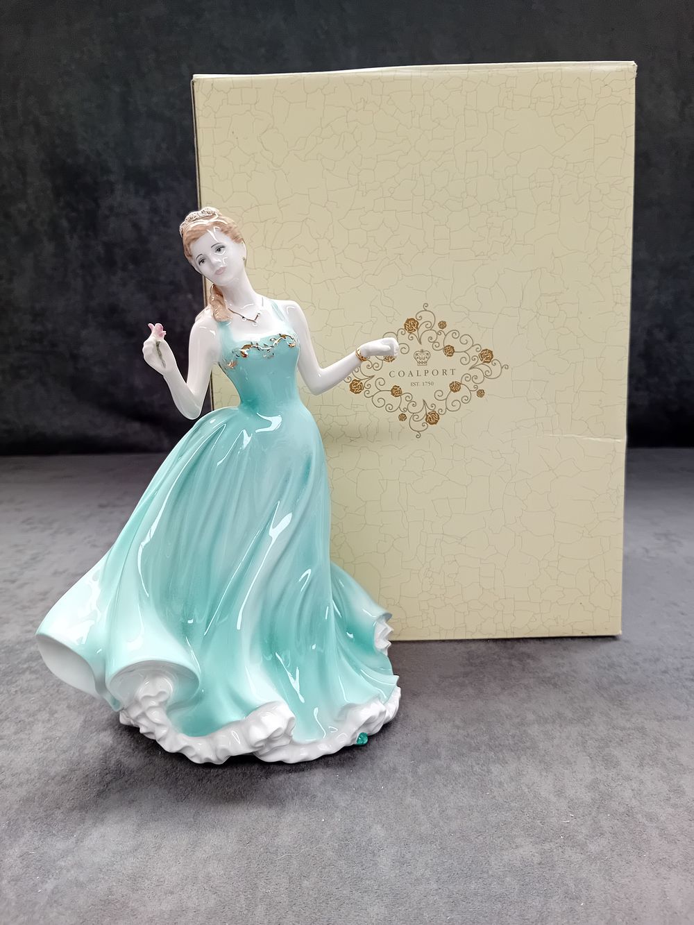 Lot 154: Coalport True Love CW 547