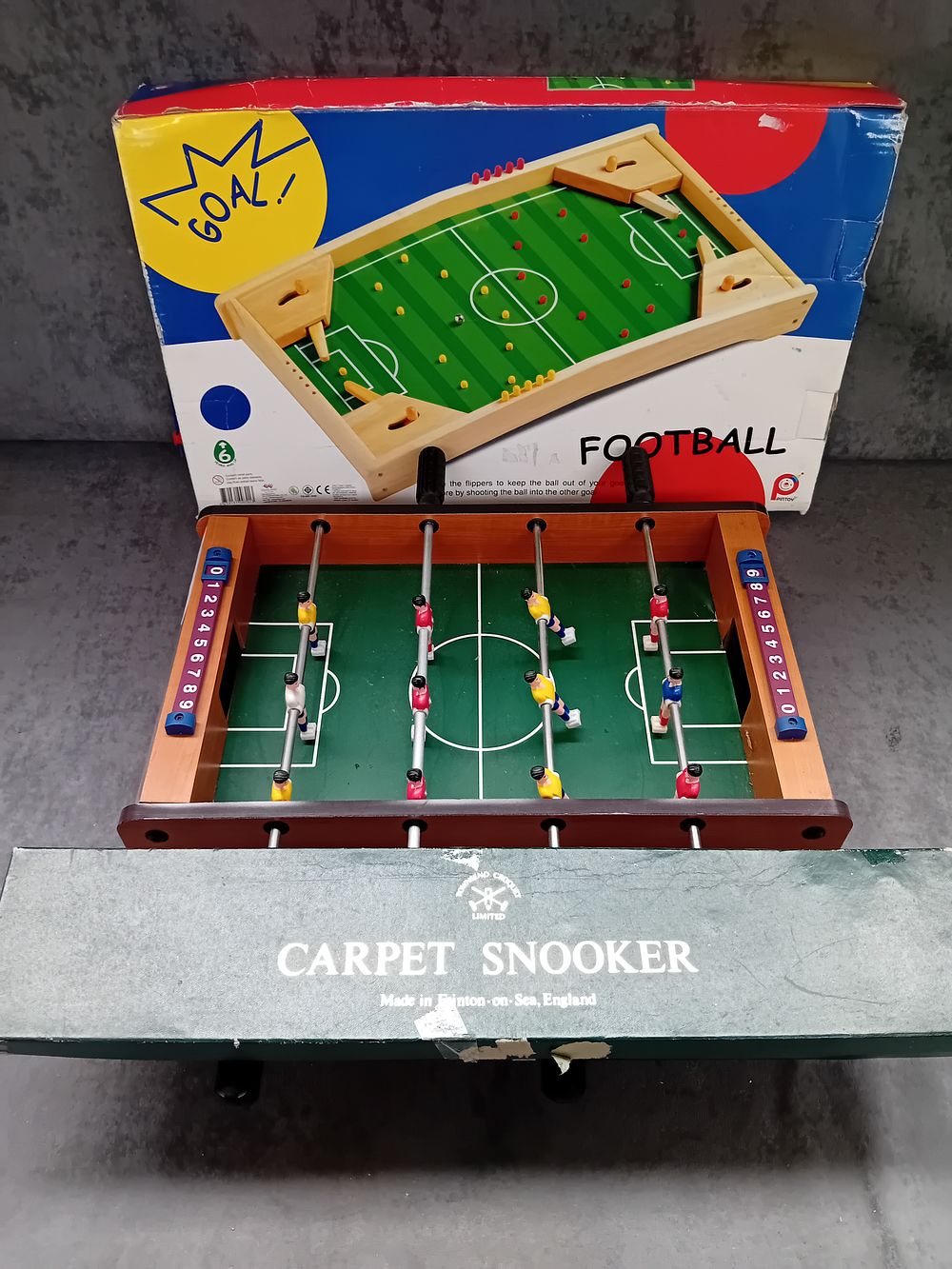 Lot 504: NO RESERVE 3 x sports related games 2...