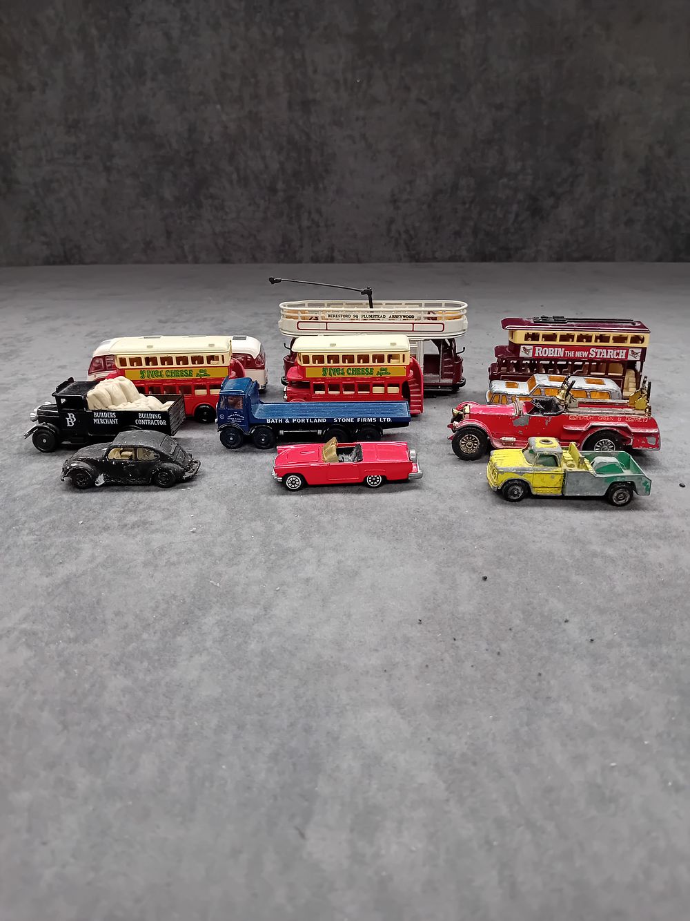 Lot 510: Mixed lot of 12 Diecasts as pictured
