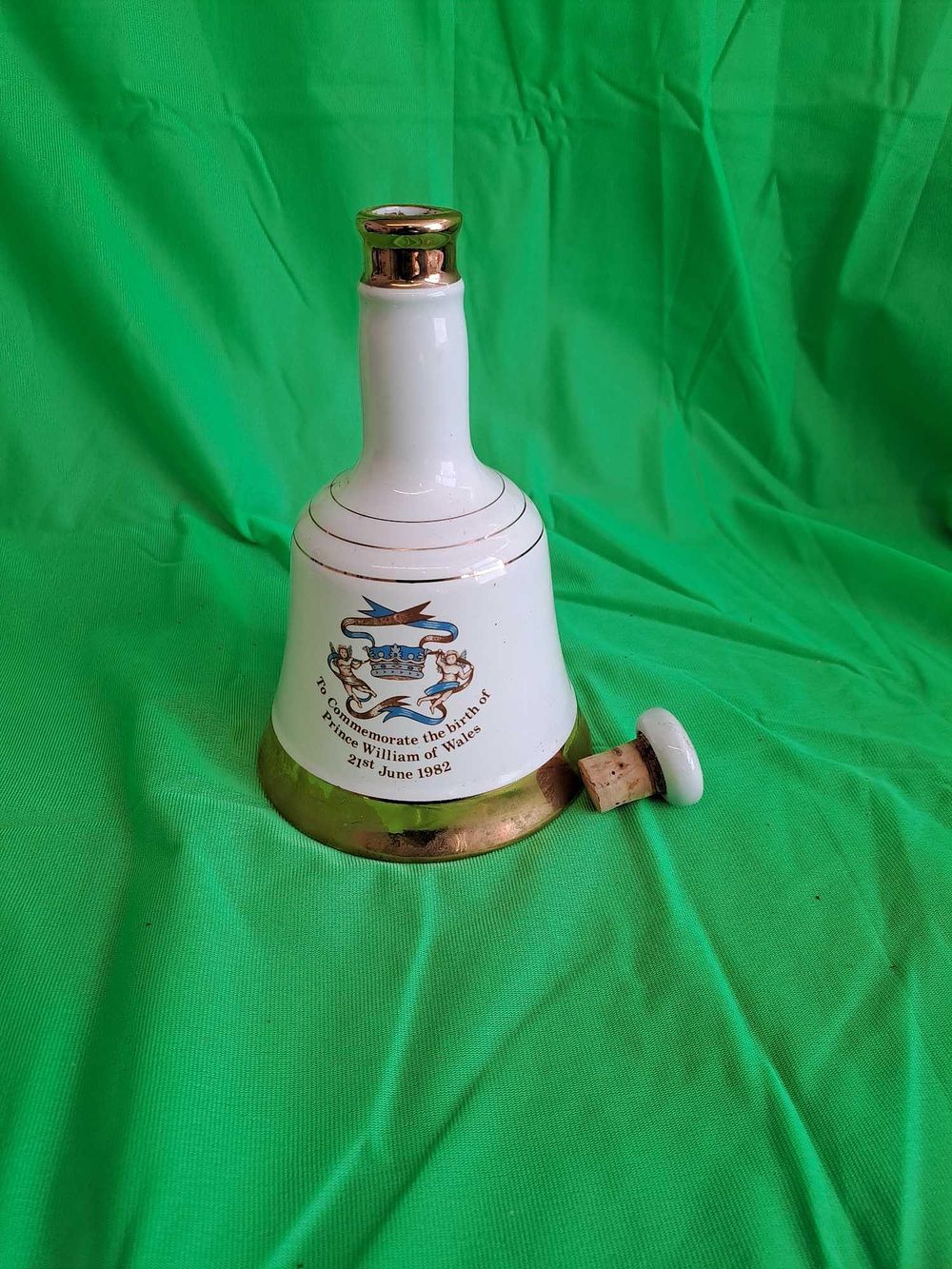 Lot 132: Commemorative Bells Whisky Decanter 50 Cl To Commemorate...