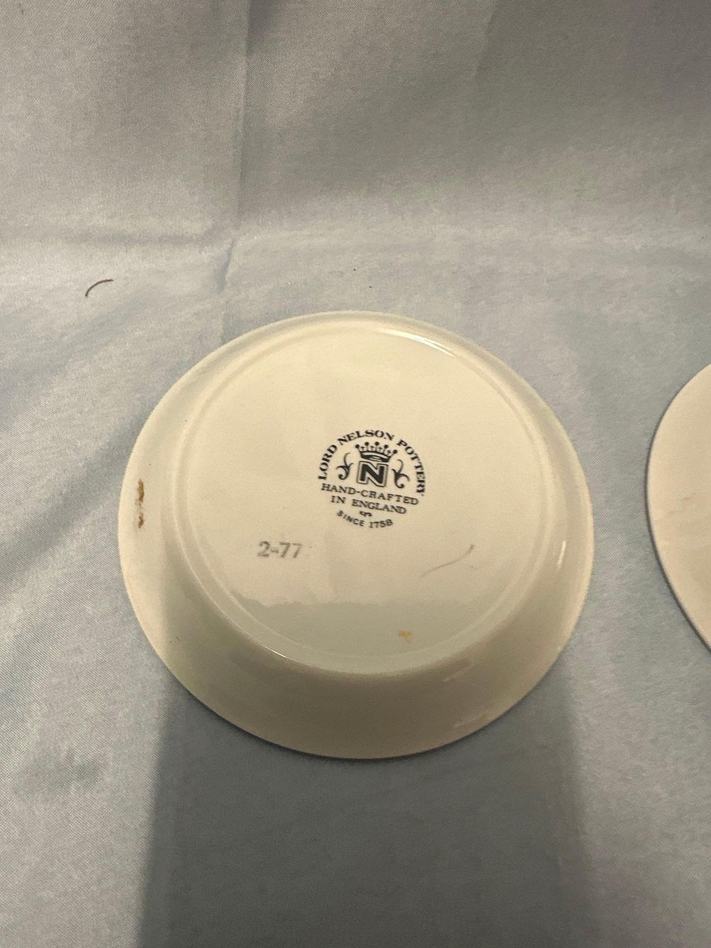 Lot 137: Commemorative Plate Of Queen Elizabeth Ii Silver Jubilee...