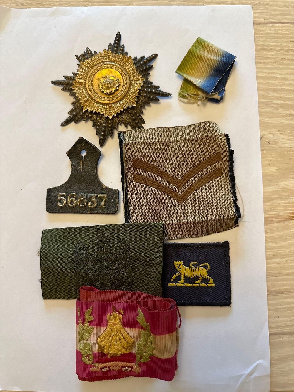 Lot 289: mixed lot of badges and ribbons as pictured...