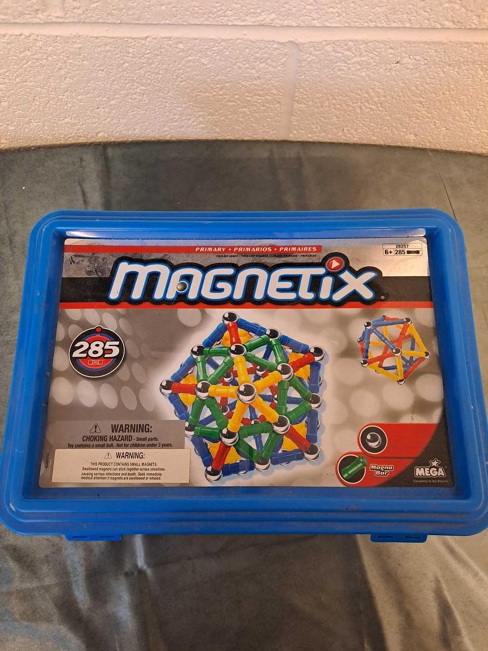 Lot 514: Magnetix 285 Piece Set New In Box