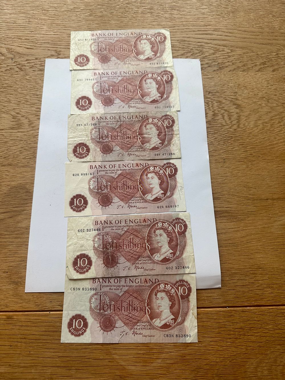 Lot 417: 6×10 shilling notes J Forde