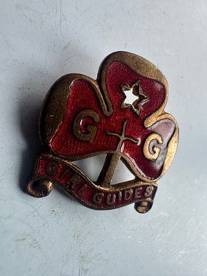 Vintage girl guides land Rangers enamel pin badge early example by Holburn Silver craft company