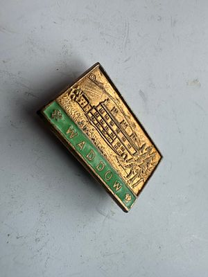 Extremely rare Waddow training centre Girl guides badge early example of Lancashire Centre