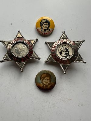 Vintage Davy Crockett badges 1950s 1960s two times lone star and two times tin badge