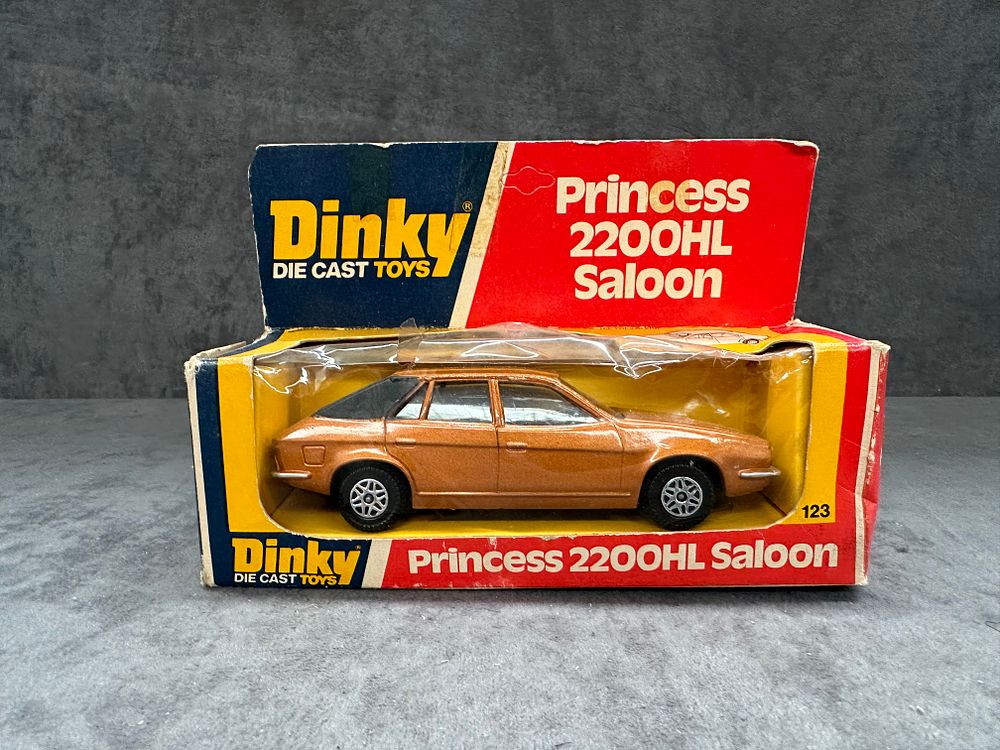 Lot 330: Dinky Diecast Toys #123 Princess 2200 HL Saloon in Bronze. Diecast in great condition box has slight crushing as pictured.