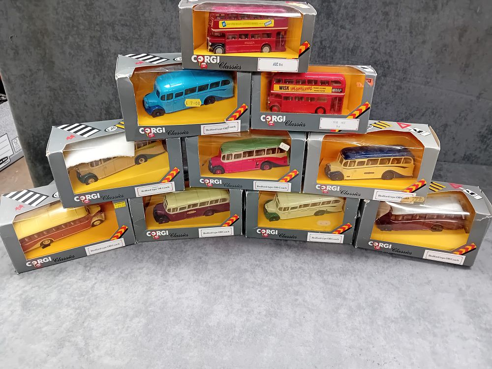 Lot 253: Mixed Lot Corgi Classics Busses 10 models in this lot #C949/5 #D949/31 #D949/25 #D949/18 #D949/17 #949/15 #C949/2 #97100 #599 #C599/5