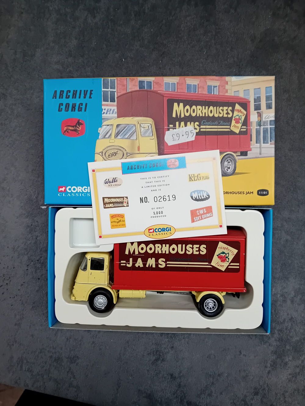Lot 263: Corgi Classics #11101 ERF KV Box Lorry Moorhouses Jam