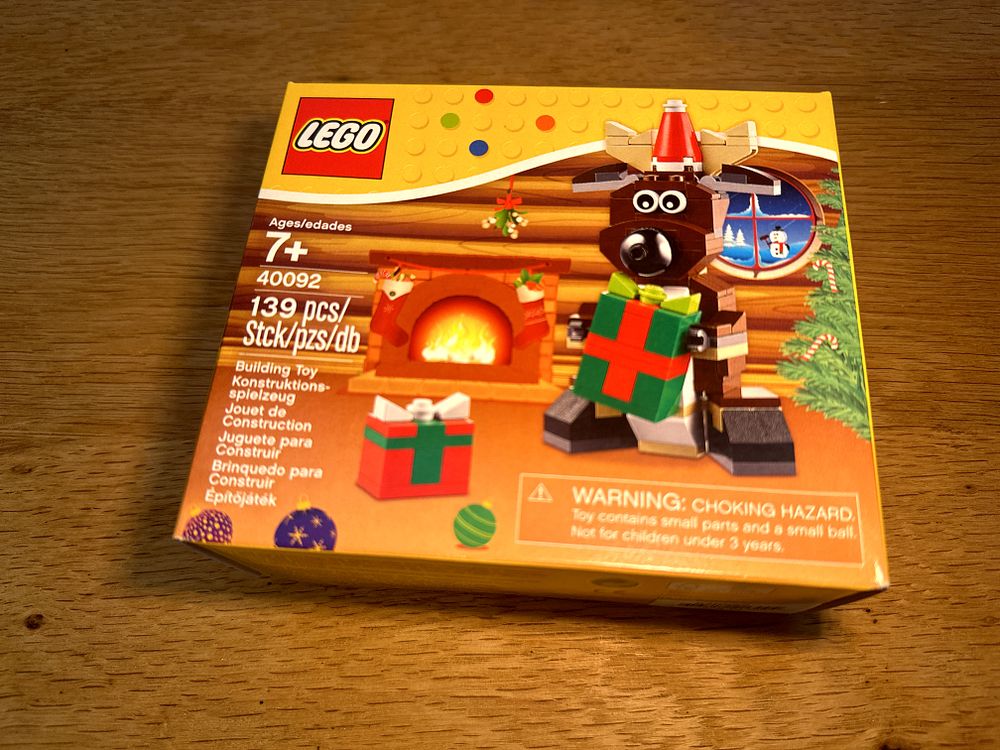 Lot 170: LEGO 40092 Reindeer UNOPENED & MINT