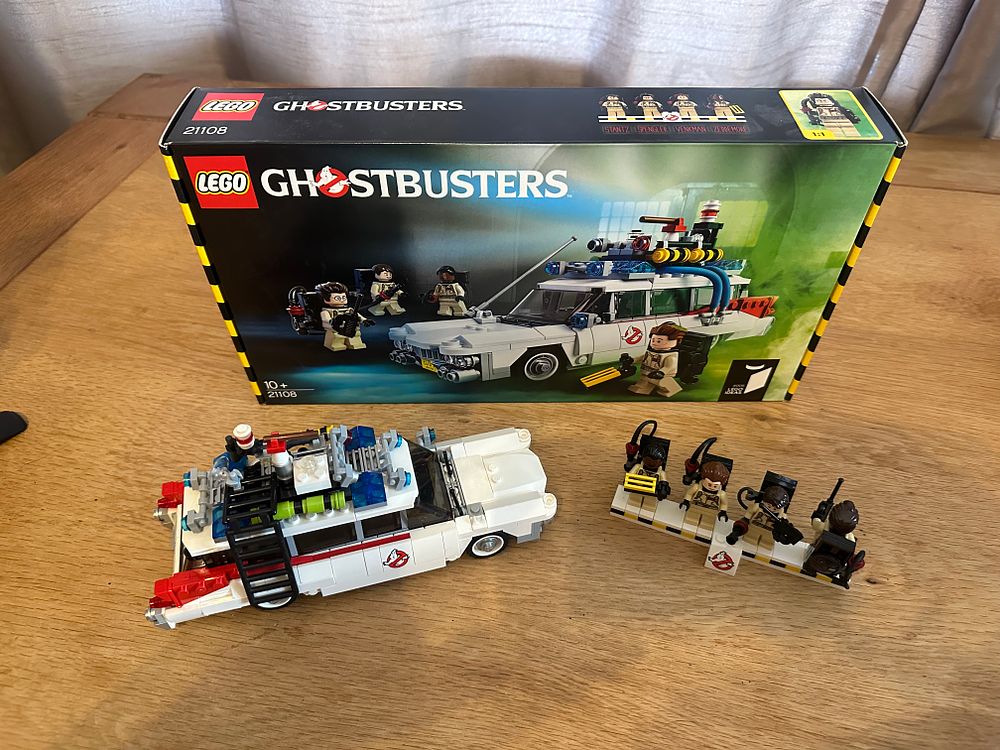 Lot 155: LEGO Ghostbusters 21108 OPEND & BUILT SET