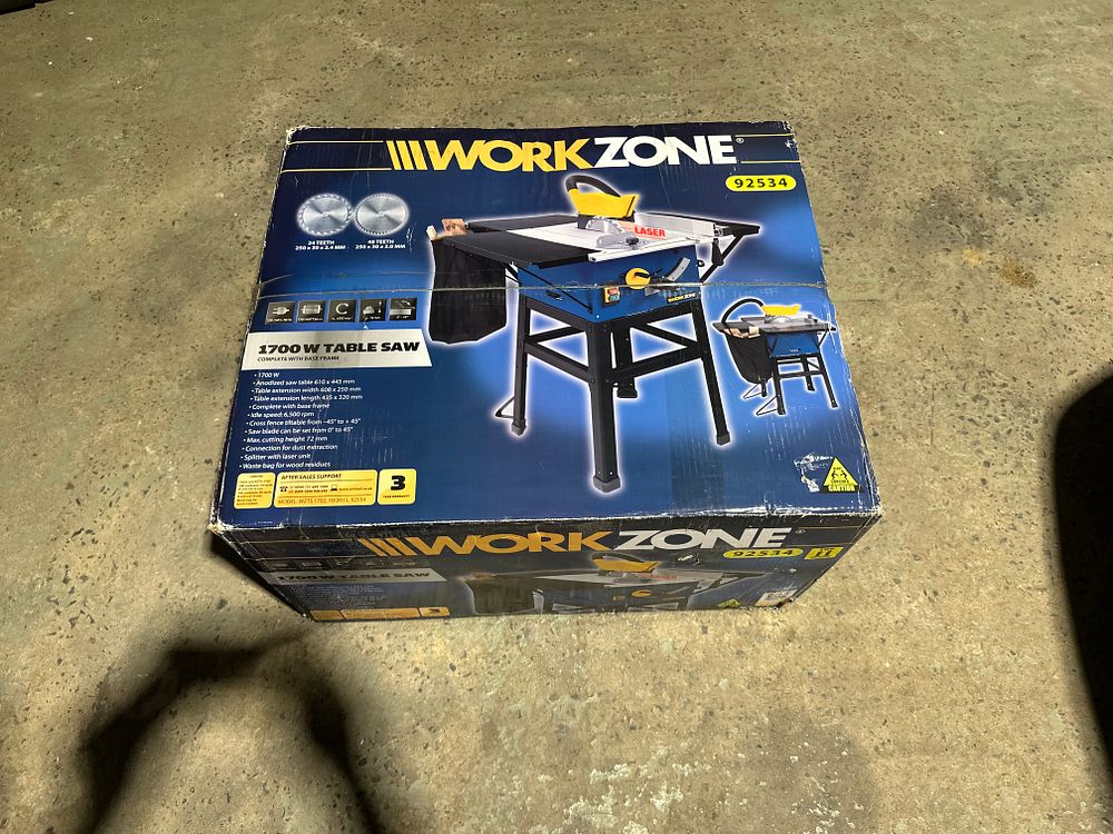 Lot 573: WorkZone 92536 - 1700 W Table Saw still in box