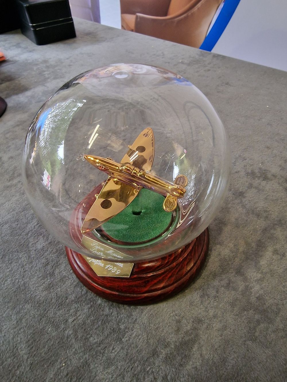Lot 514: Supermarine Spitfire 1939 - Vintage Glass Globe Sculpture...