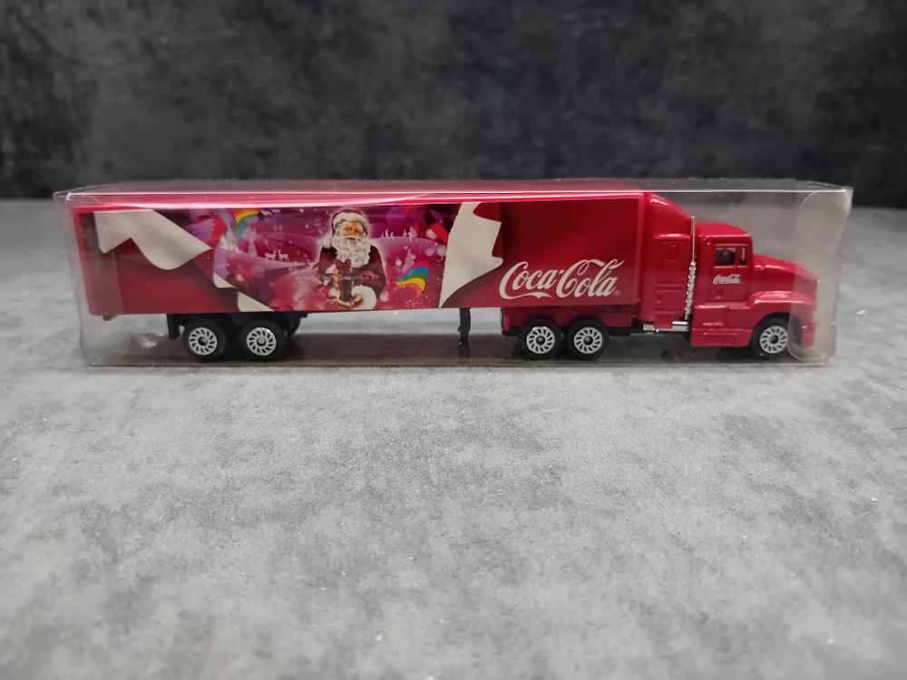 Lot 465: die cast coco cola lorry as pictured