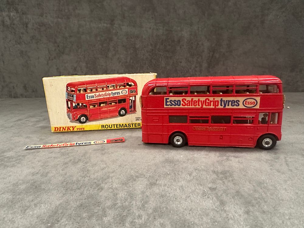 Lot 280: Dinky Toys Routemasters Bus #289 box and diecast in great condition.