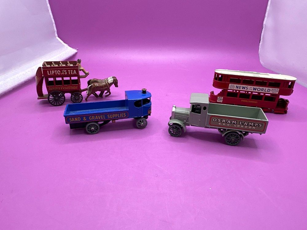 Lot 343: 4 x vintage Vintage matchbox Lesney Diecasts as...