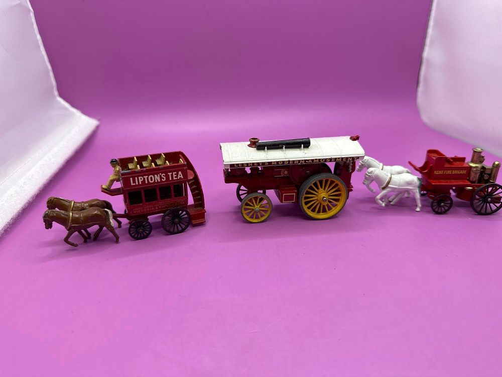 Lot 344: 3 x vintage Vintage matchbox Lesney Diecasts as...