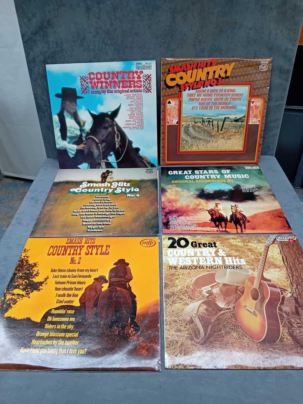 Lot 1086: 6 x country vinyls as pictured
