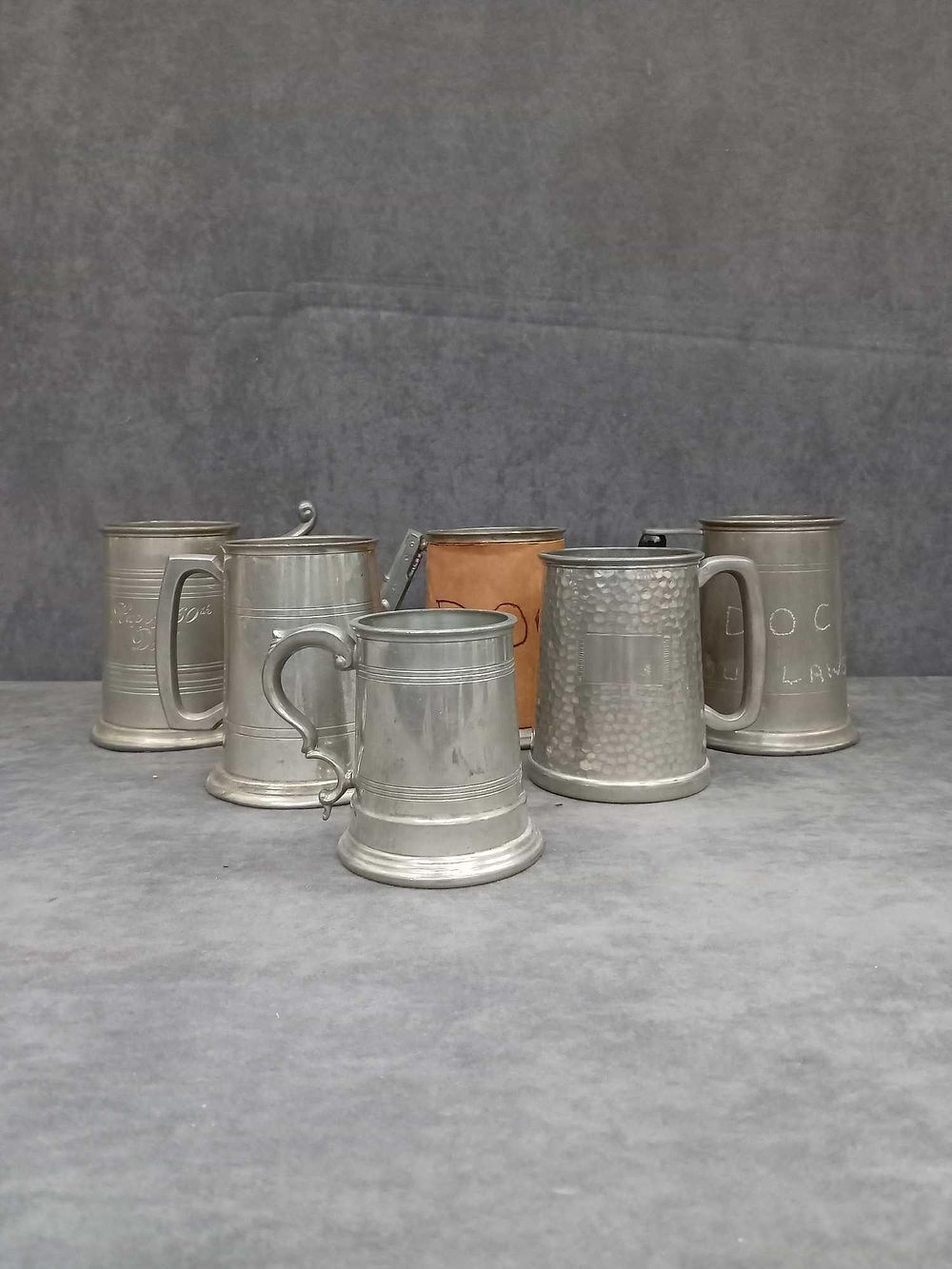 Lot 1035: Mixed lot of 6 stines as pictured