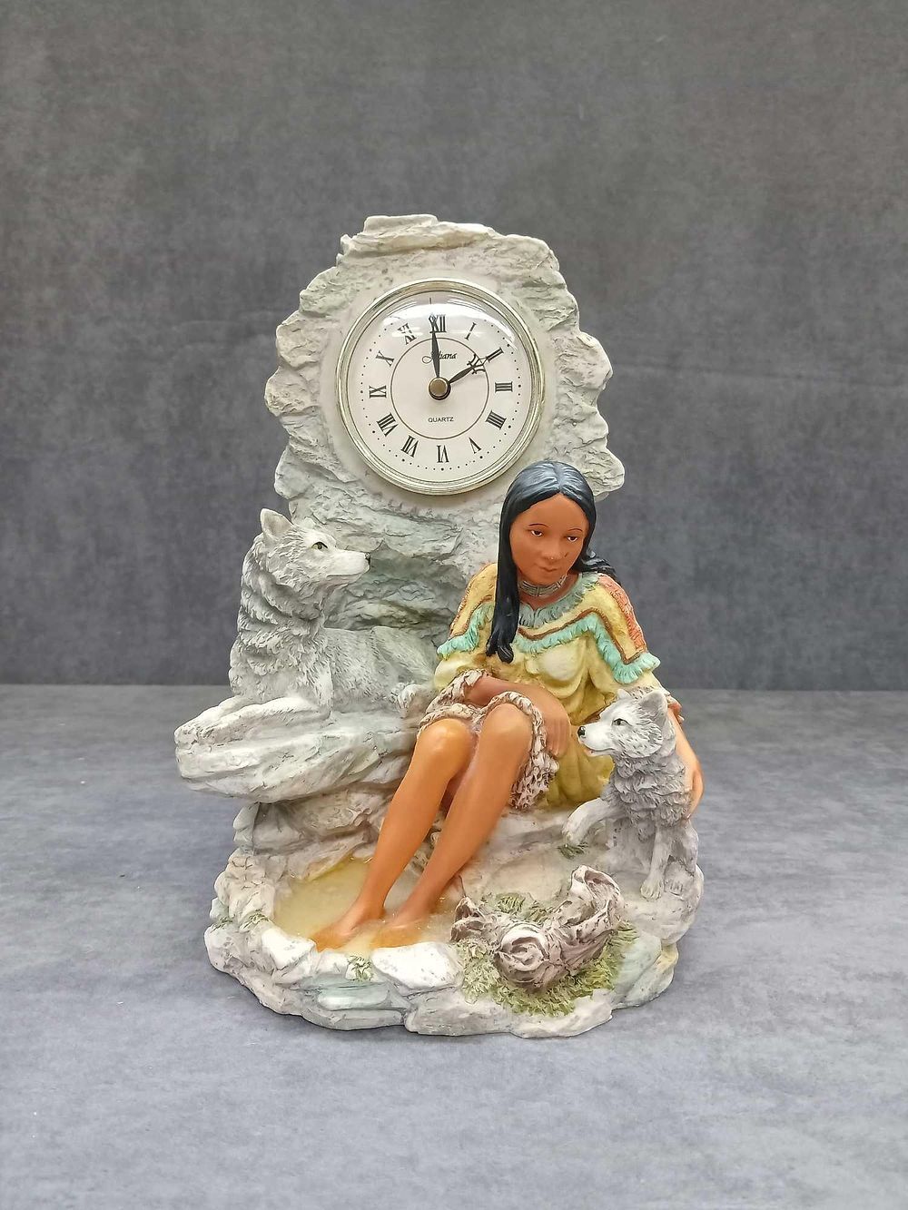 Lot 1039: Juliana collection Native Indian themed mantle clock as...