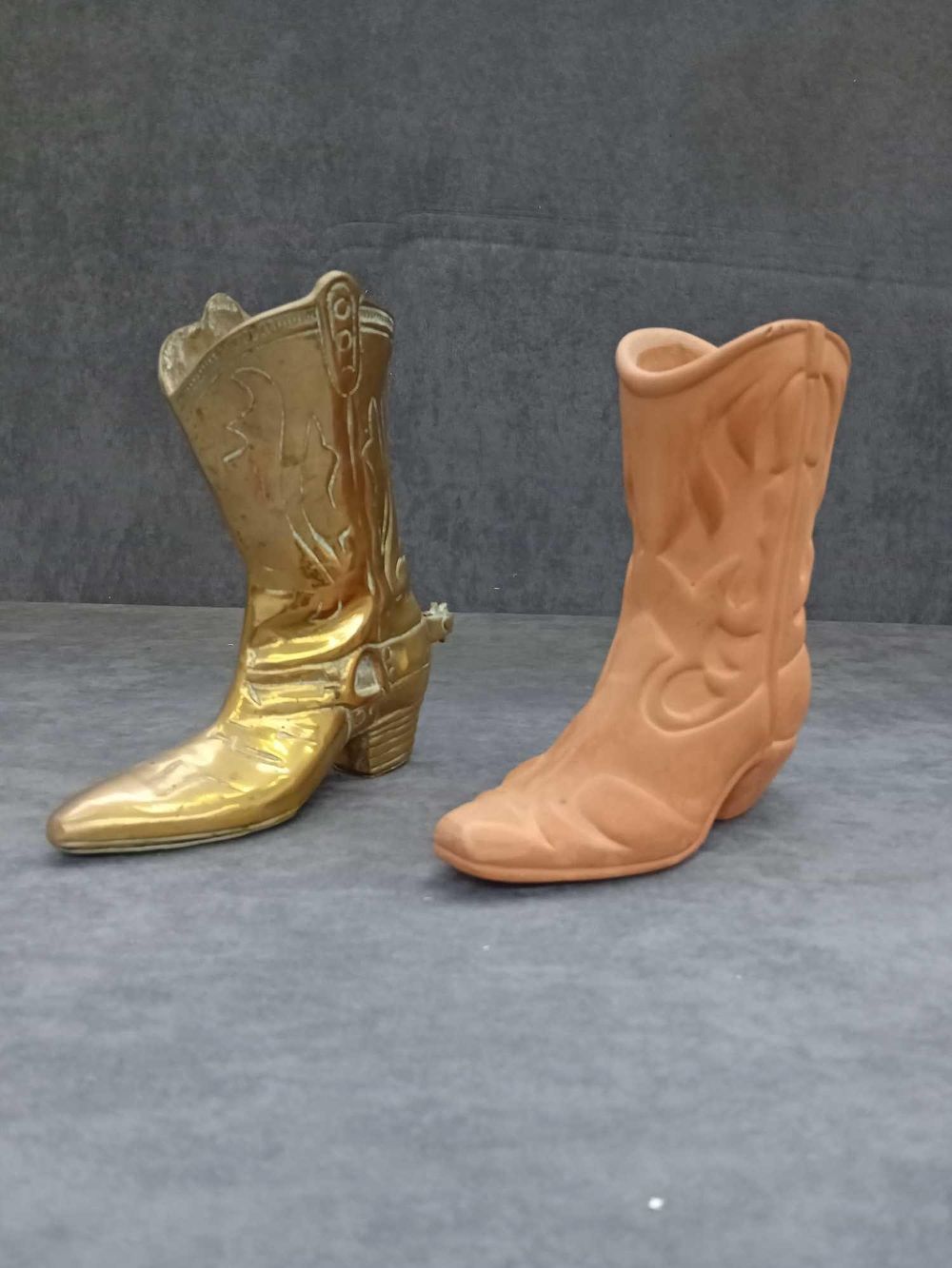 Lot 1040: 2 cowboy boot ornaments 1 brass and 1...