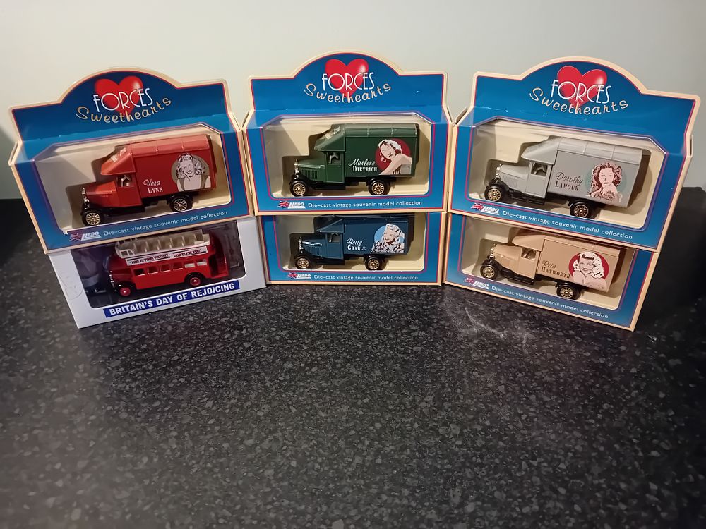 Lot 409: Lot of 6 Lledo diecast as pictured  5x...