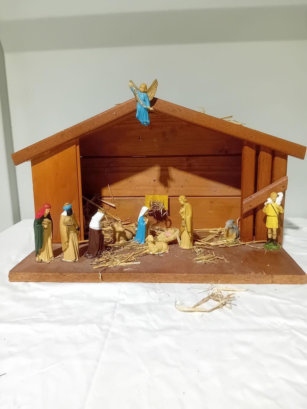 Lot 1108: Scratch built christmas nativity diorama as pictured 