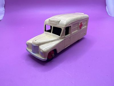 Dinky Toys Unboxed Daimler Ambulance In Cream.