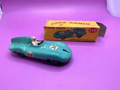 Dinky Toys 236 Connaught Racing Car In Pale Green With Number 32. (Box Damaged)