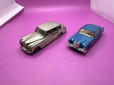 2x dinky toys, unbox models, Mercedes-Benz 300 SE and Rolls-Royce, Phantom V