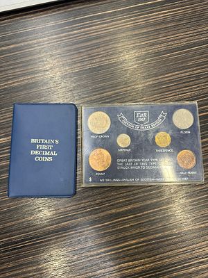 2 x British coin sets one first Decimal and one from 1967 in case