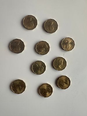 10 UNC 1967 Bronze 3d coins