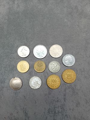 Mixed Lot of international coins late 1900s