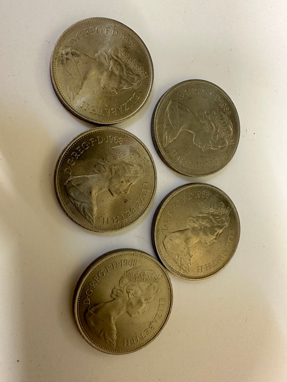 Lot 222: 5 x 1968 UNC 2 Shillings 10 pences 