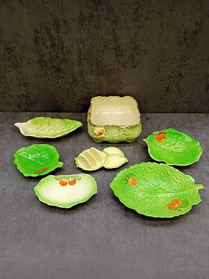 Mixed Lot of Vintage Leaf-Themed Ceramics with Fruit Motifs 
This is a delightful mixed lot of 