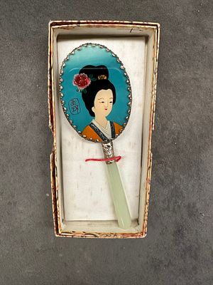 VINTAGE ASIAN JAPANESE POCKET MIRROR WITH SILVER & JADE HANDLE
