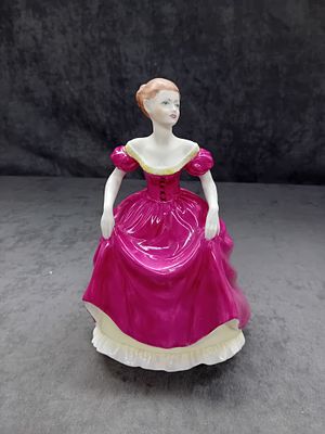Coalport Ladies Of Fashion Flair 4/85 no box