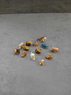 Set of 13 Wade miniatures