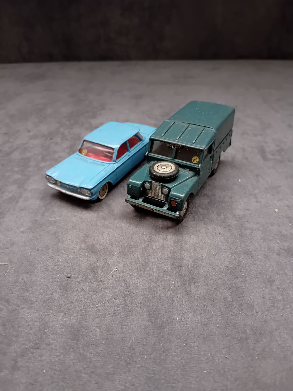 Lot 638: Lot of 2 Corgi Diecasts  land rover 109...