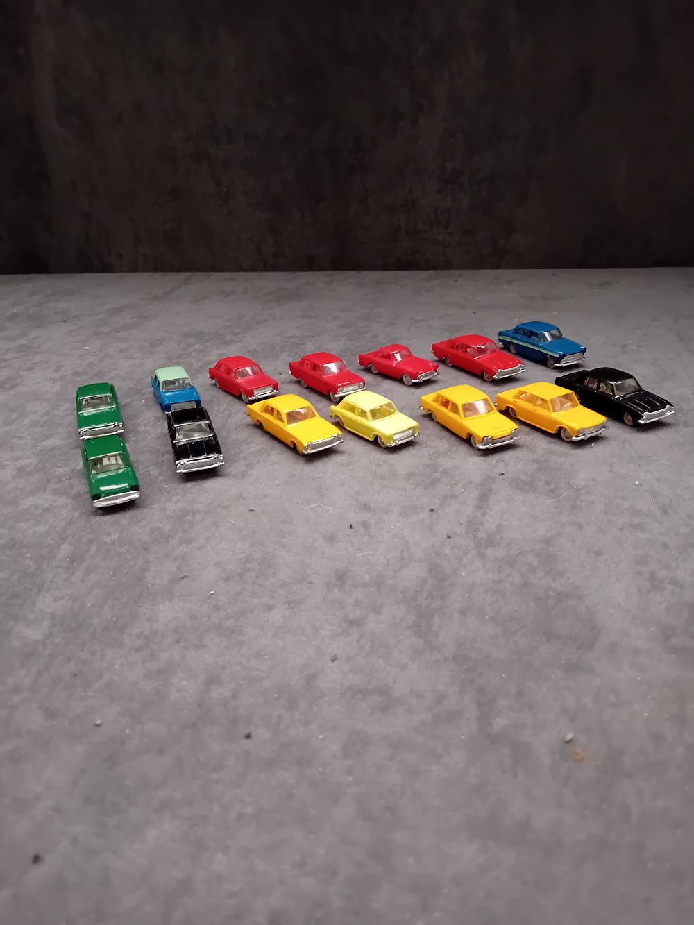 Lot 637: Large mixed lot of Minix little cars there...