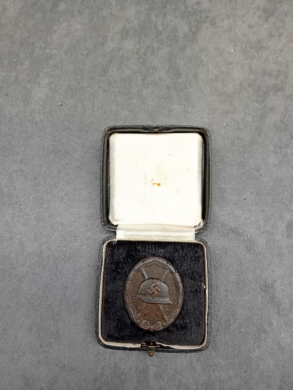 Lot 183: Wound badge German WW2 as pictured
