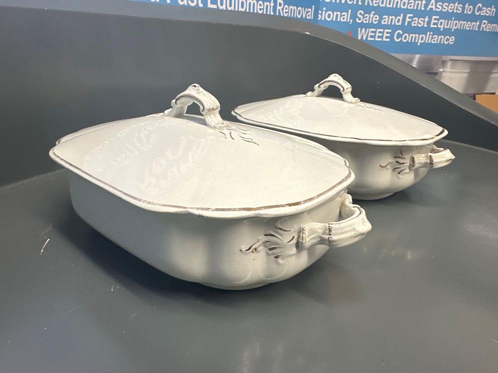 Lot 1082: A Pair of Waterloo Potteries, Royal Premium Semi...