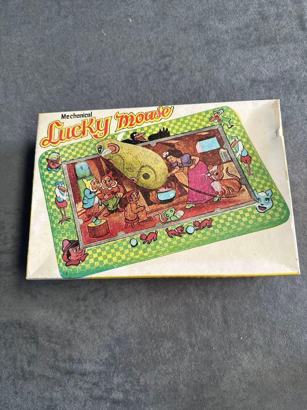 Lot 386: Marx toys Mechanical lucky mouse
