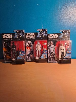 Starwars Rogue One containing 3 figures, imperial ground crew, storm trooper and Director Krennic