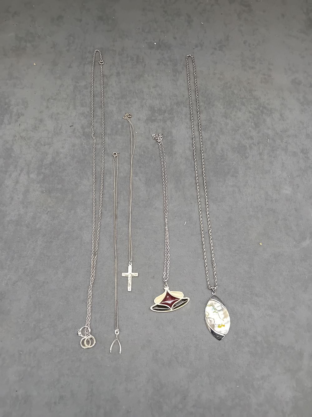 Lot 316: Mixed lot of 5 Pendant and Enamal Necklace...