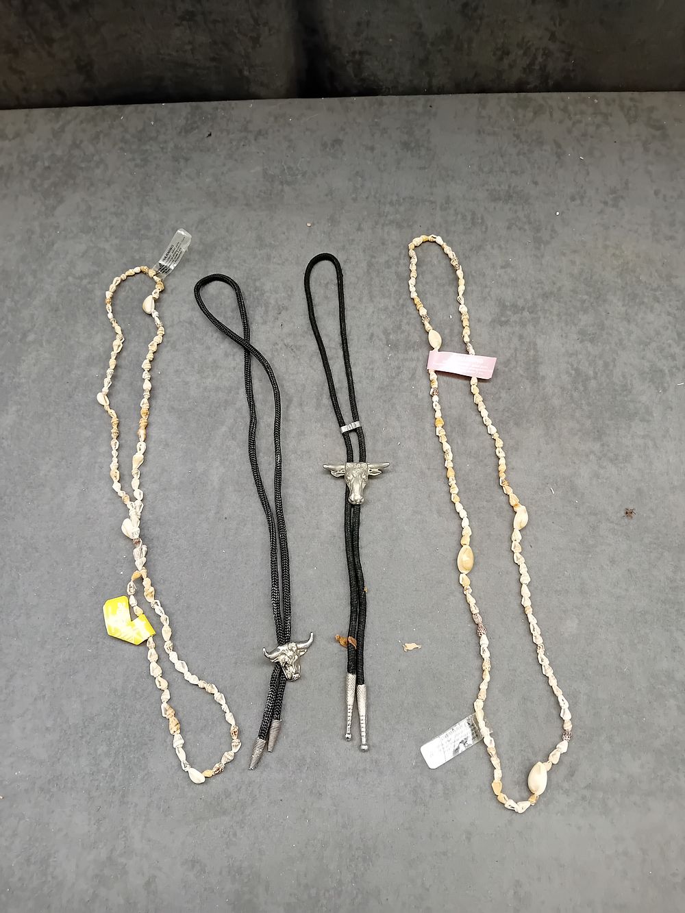 Lot 320: Mixed lot of 4 Necklaces as pictured